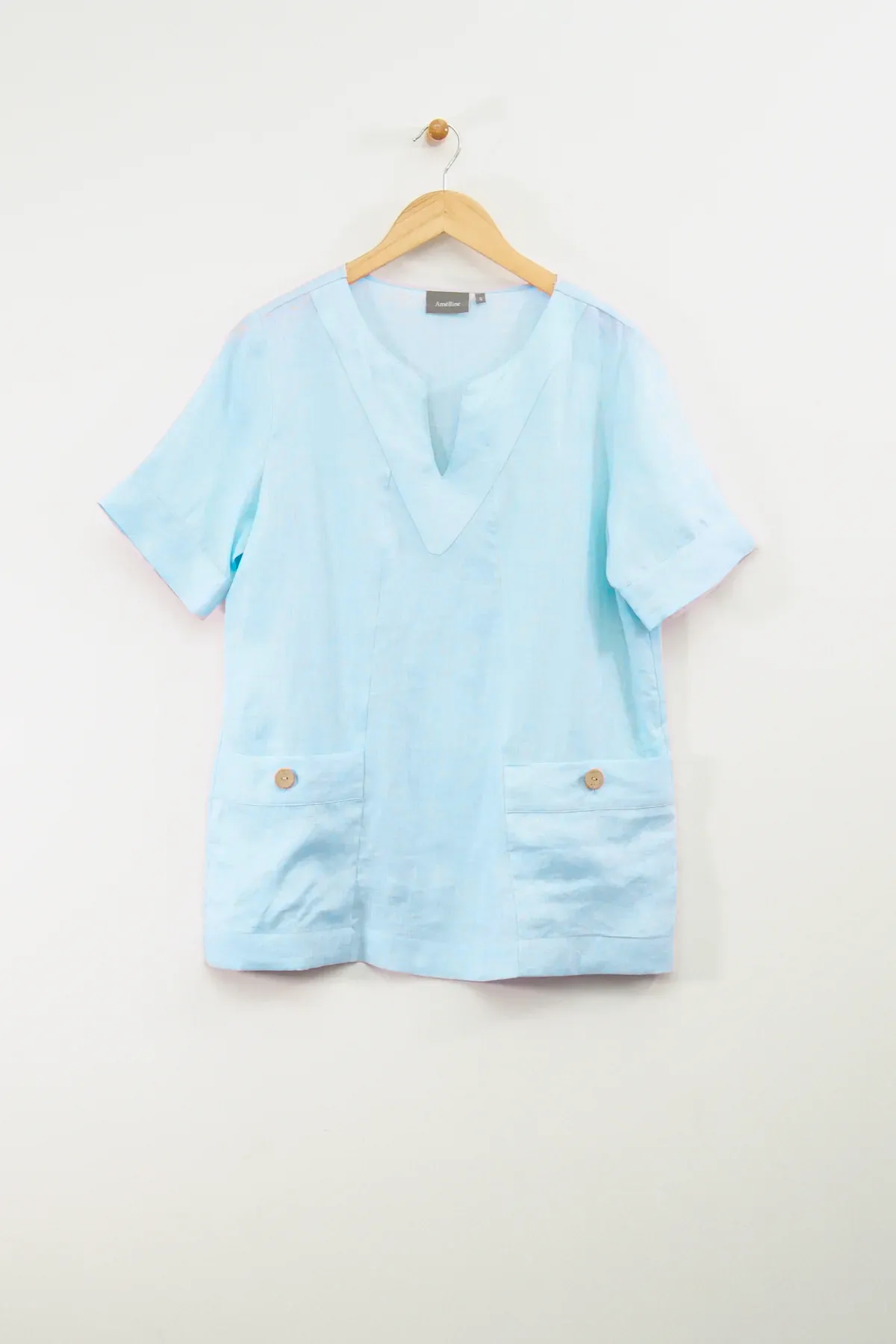 29" Short Sleeve V-Neck Tunic with Pockets