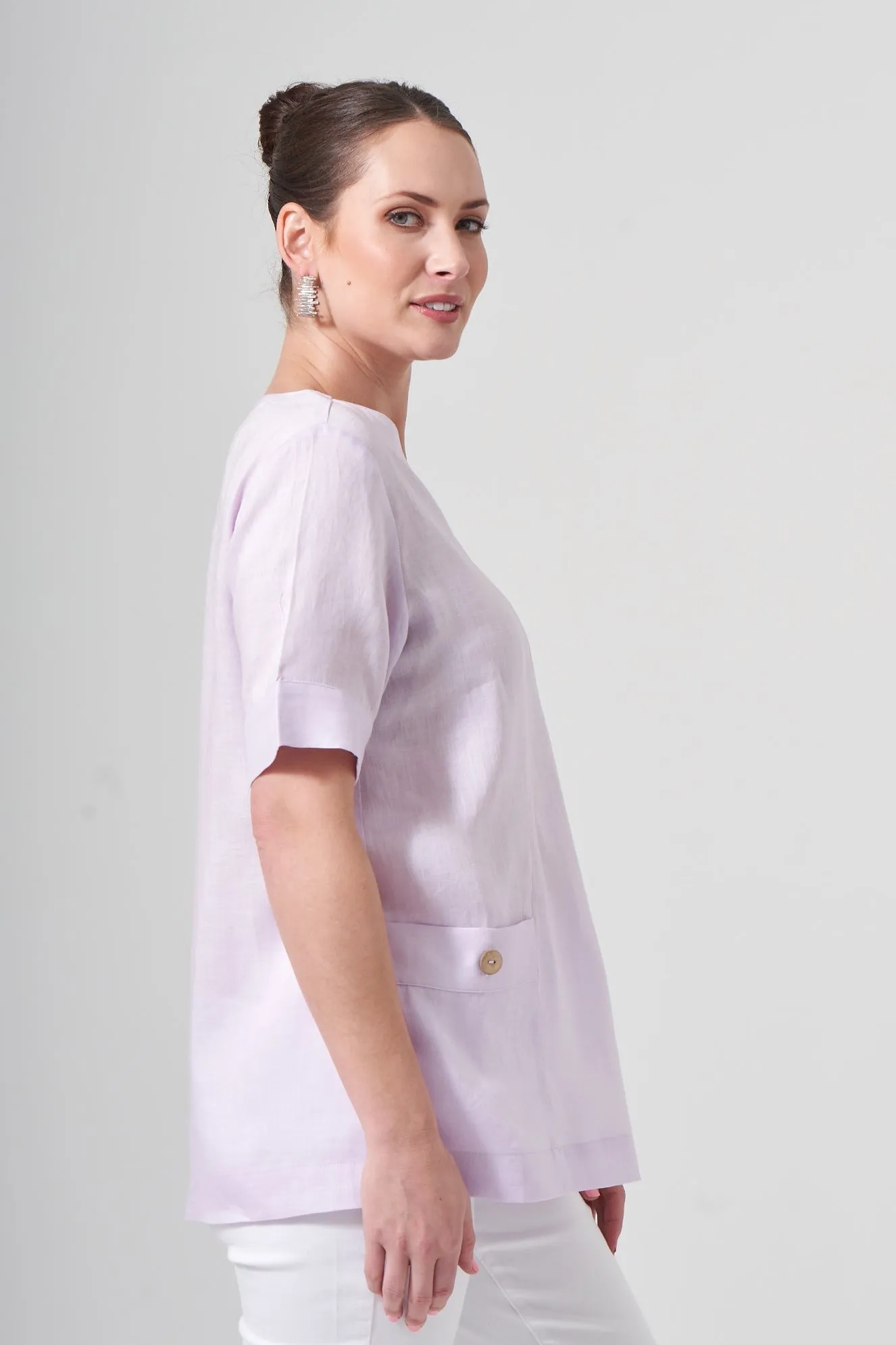 29" Short Sleeve V-Neck Tunic with Pockets