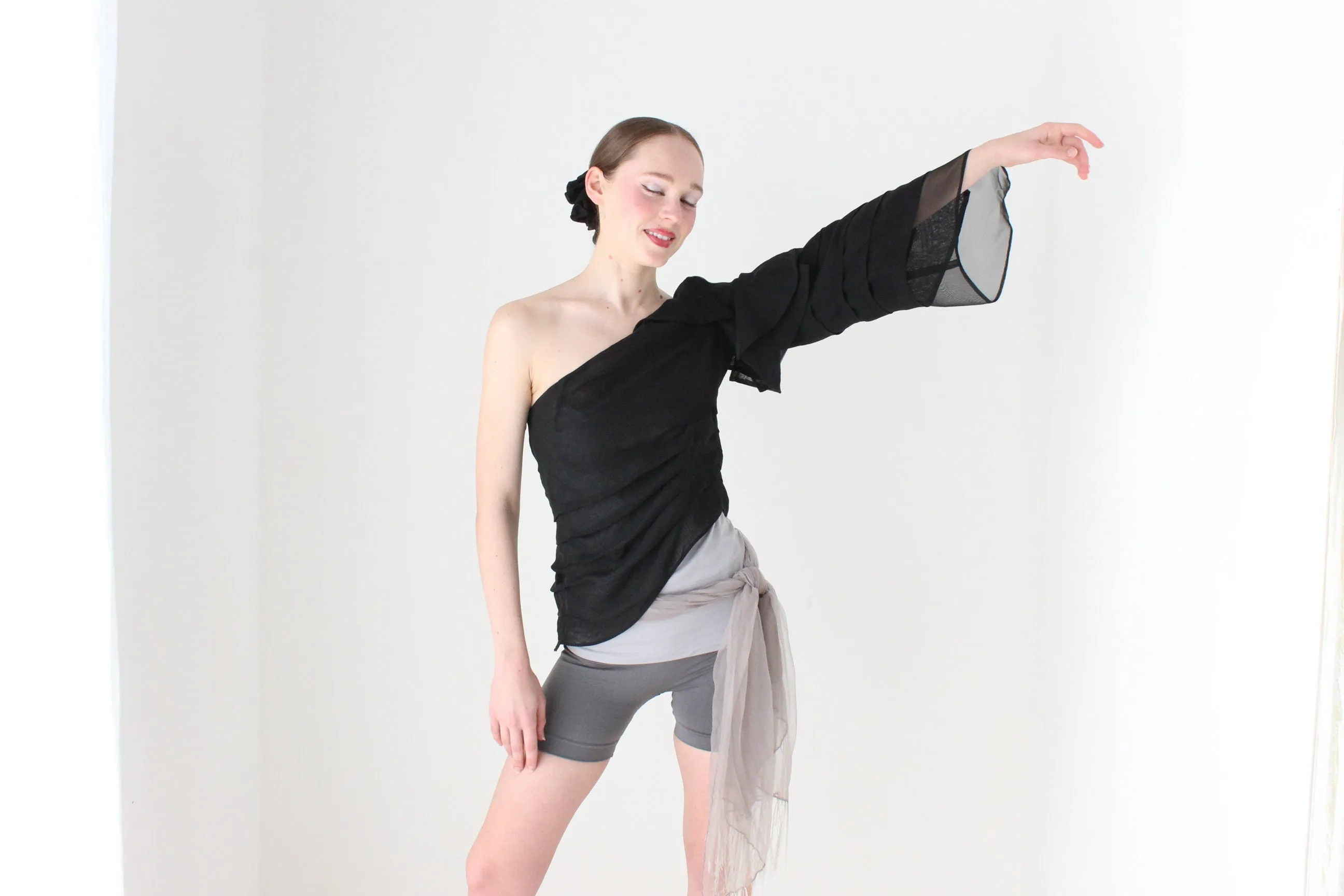 BALLETCORE Y2K Designer One Shoulder Origami Top
