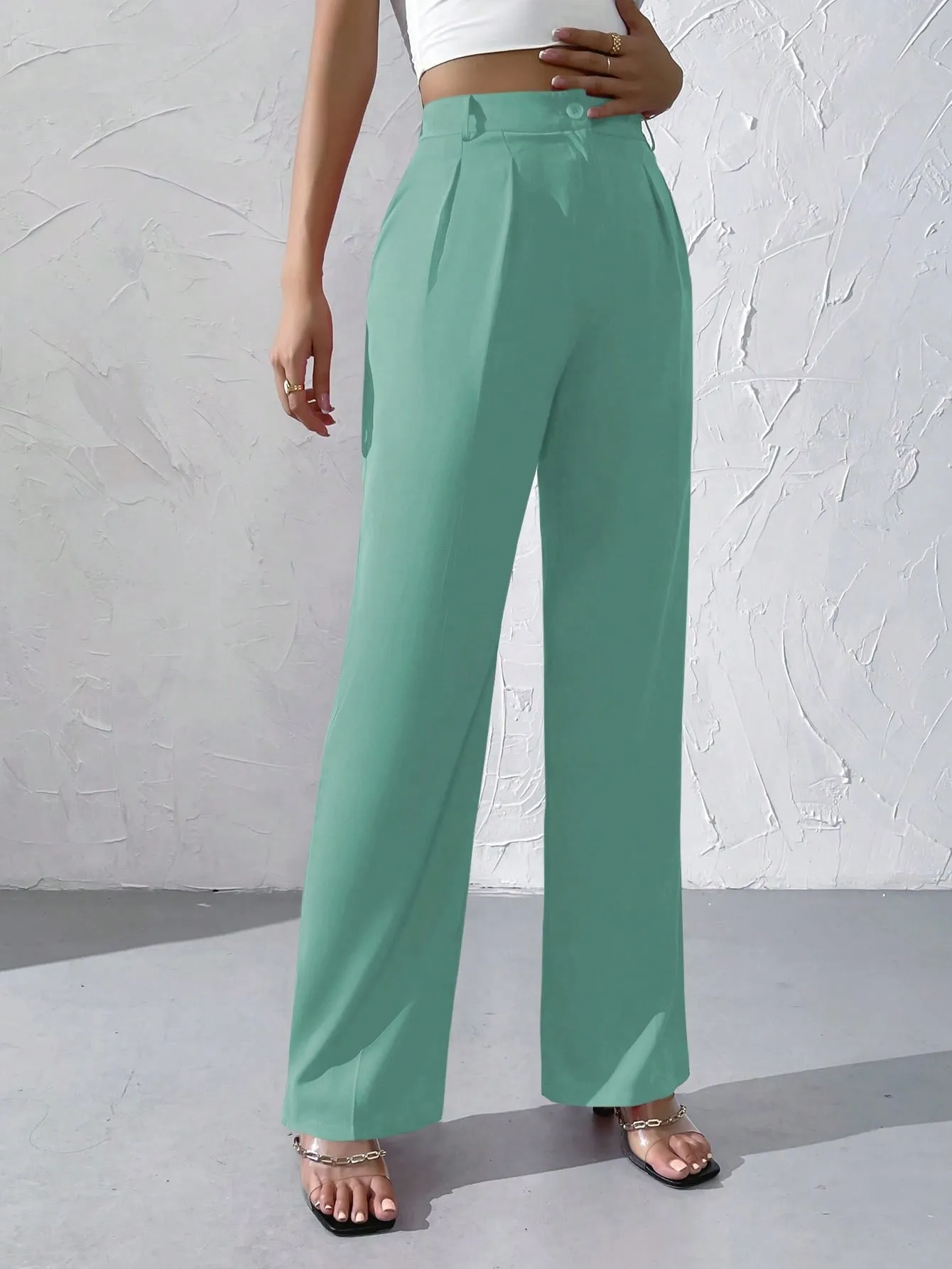 Privé High Waist Plicated Detail Straight Leg Pants