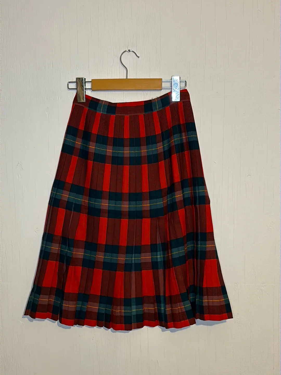 (RR2862) Vintage Tartan Pleated Skirt