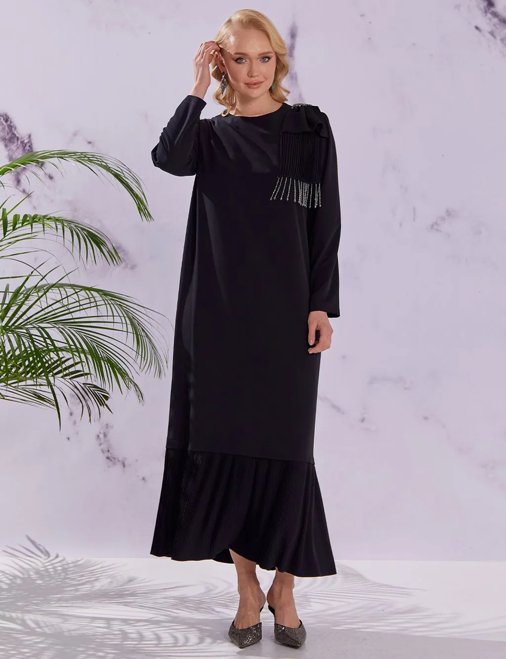 Stylish Dress with Bead Tassels Black